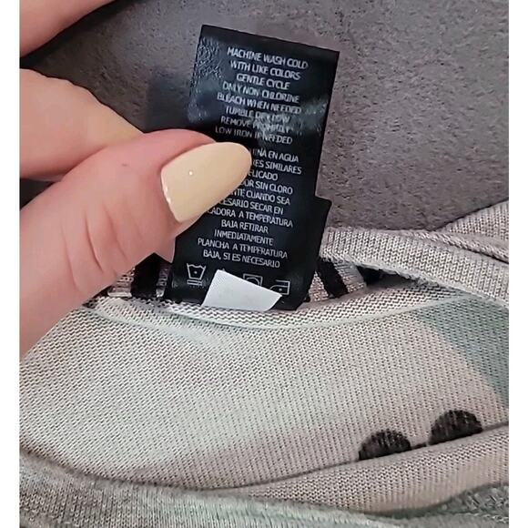 Disney Women’s Mickey Mouse Sleepwear Top Gray Tie Waist M - Picture 7 of 7